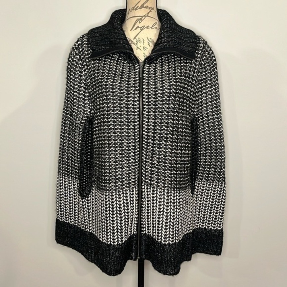 NWT DKNY Jeans sweater cape poncho chunky knit with subtle metallic L